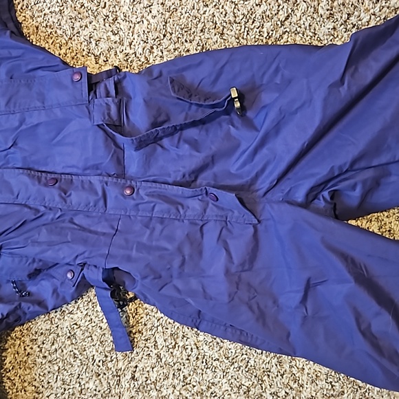 Ski suit - Picture 2 of 8